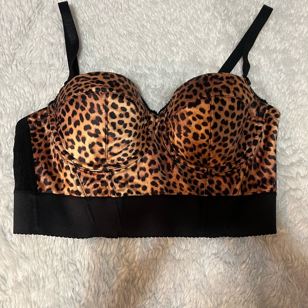 Fox-Royal Beige-black Animal Print Size
36C/D Slinky Lightly Lined Bustier
Bra